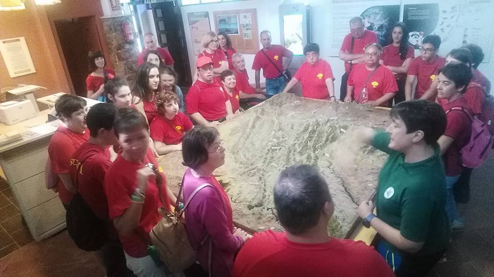 Visita al centro de interpretación de la cueva de Castañar de Ibor 2