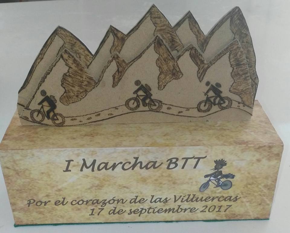 Creación de los trofeos para la I Ruta en BTT por el corazón de Las Villuercas