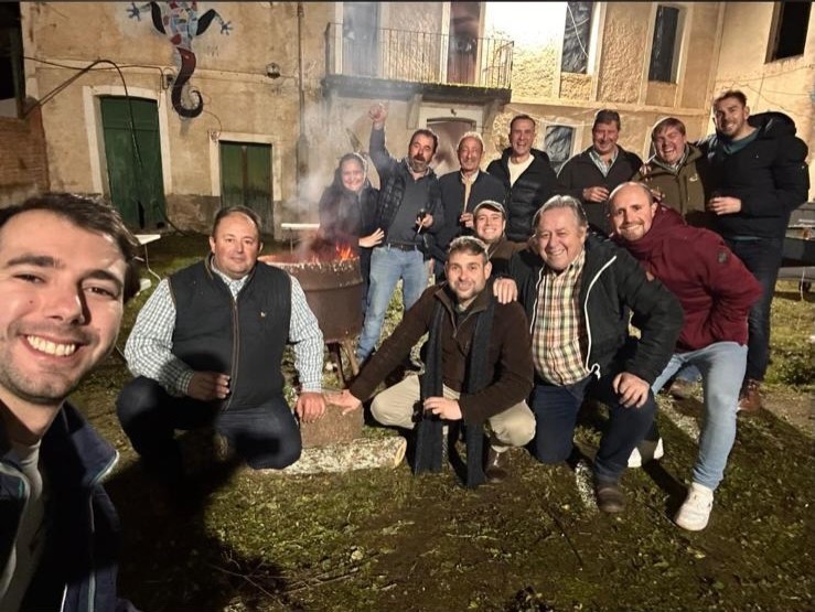 Agradecimientos a la organización del II Certamen de Vino de Pitarra 2