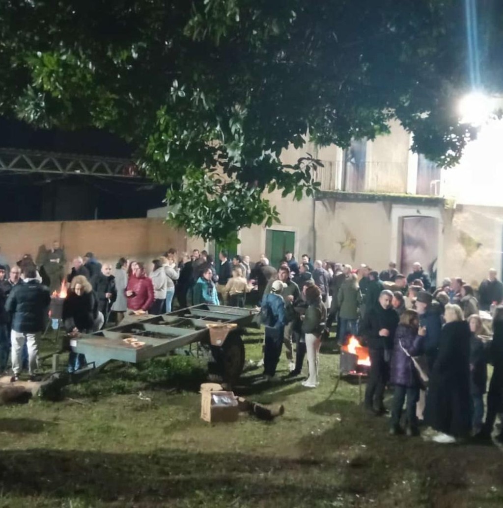 Agradecimientos a la organización del II Certamen de Vino de Pitarra 4